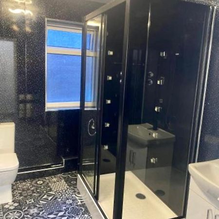 Sea Front Apartment With Massage Shower Netflix Great Location Bridlington Exterior foto